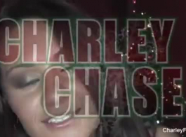 Charley Chase Đang Lừa Dối Chồng Vì Cô Ấy Quá Sừng Để Kìm Nén Vì Gian Lận.